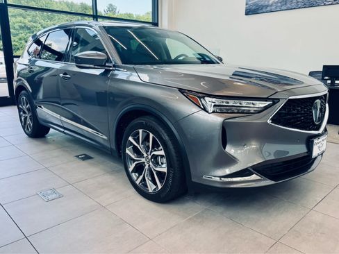 Used 2024 Acura MDX SH-AWD w/ Technology Package image 5