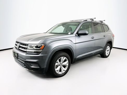 Used 2019 Volkswagen Atlas S w/ Towing Package image 3