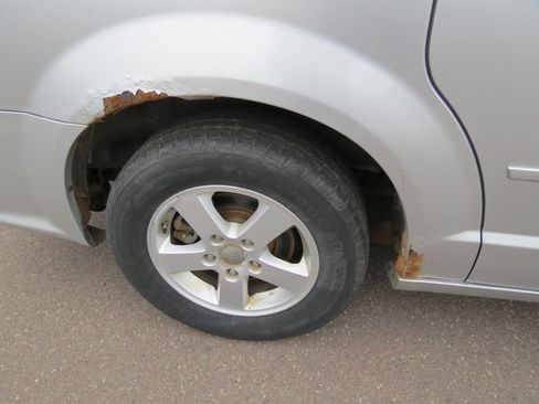 Used 2011 Dodge Grand Caravan Mainstreet w/ PWR Convenience Group image 8