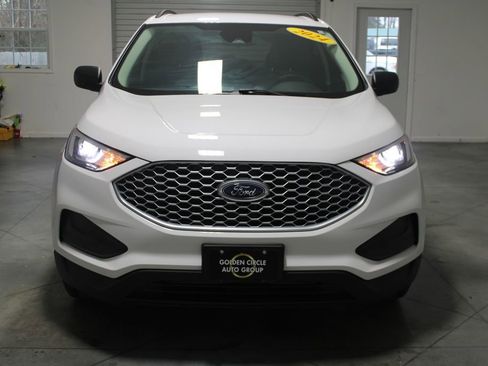 Used 2024 Ford Edge SE image 46