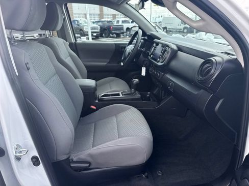 Used 2023 Toyota Tacoma SR AWD/4WD image 30