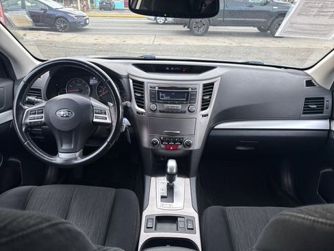Used 2013 Subaru Outback 2.5i Premium w/ All-Weather Pkg image 12
