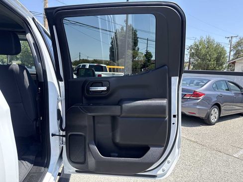 Used 2020 Chevrolet Silverado 1500 LT w/ Convenience Package RWD image 24