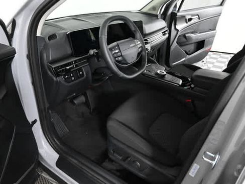 New 2026 Kia Sportage S image 15