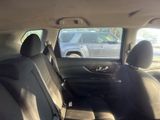 Used 2018 Nissan Rogue SV w/ Premium Package image 4