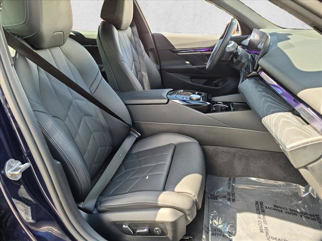 Used 2024 BMW i5 eDrive40i w/ Convenience Package RWD image 22