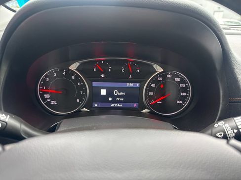 Used 2020 GMC Terrain SLE w/ Driver Convenience Package AWD/4WD image 9