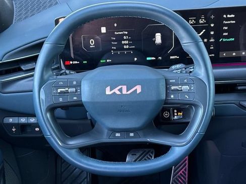 Certified 2024 Kia EV9 GT-Line AWD/4WD image 18