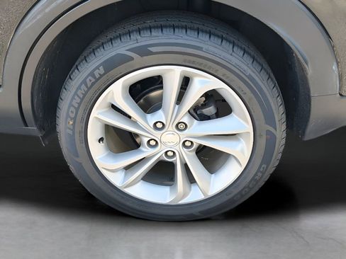 Used 2021 Buick Encore GX Preferred w/ Cold Weather Comfort Package image 24