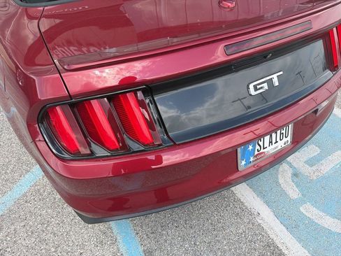 Used 2017 Ford Mustang GT Premium image 18