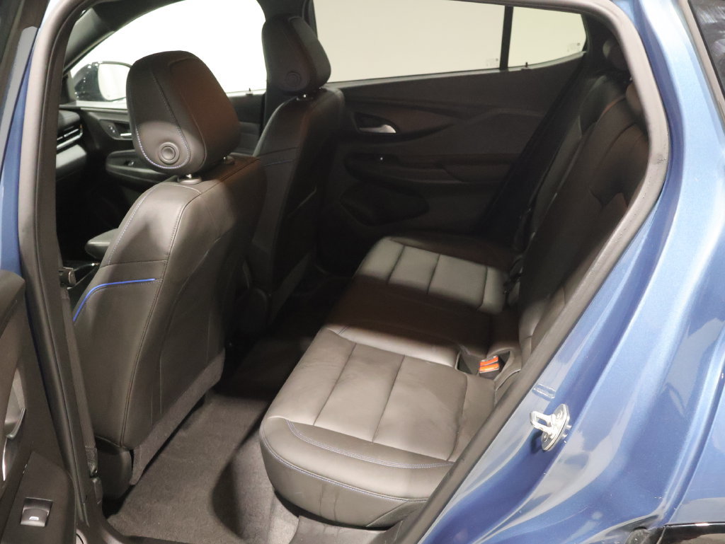 Used 2024 Buick Envista Sport Touring w/ Convenience I Package FWD image 17