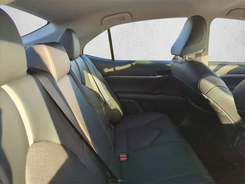 Used 2023 Toyota Camry XLE image 22