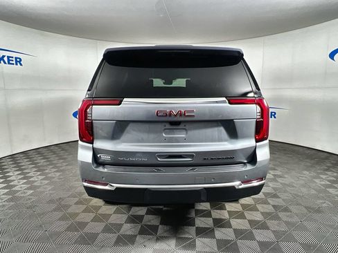 Used 2025 GMC Yukon Elevation w/ Elevation Premium Package AWD/4WD image 8