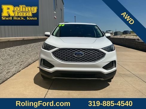 Used 2024 Ford Edge SEL w/ Convenience Package AWD/4WD image 4