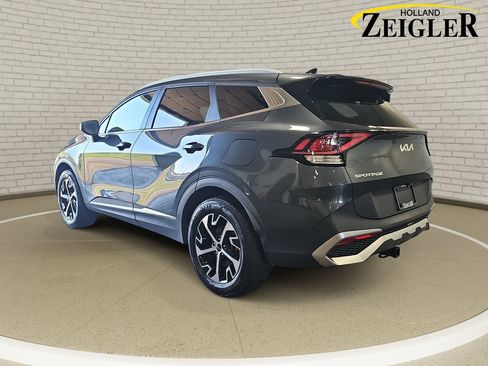 Used 2024 Kia Sportage EX AWD/4WD image 7