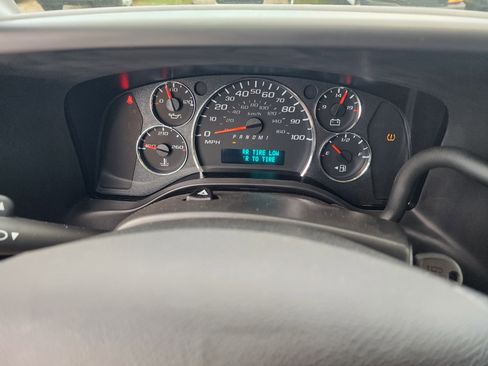 New 2025 Chevrolet Express 3500 w/ Power Convenience Package RWD image 31