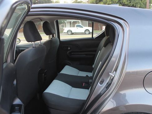 Used 2016 Toyota Prius C Two FWD image 13