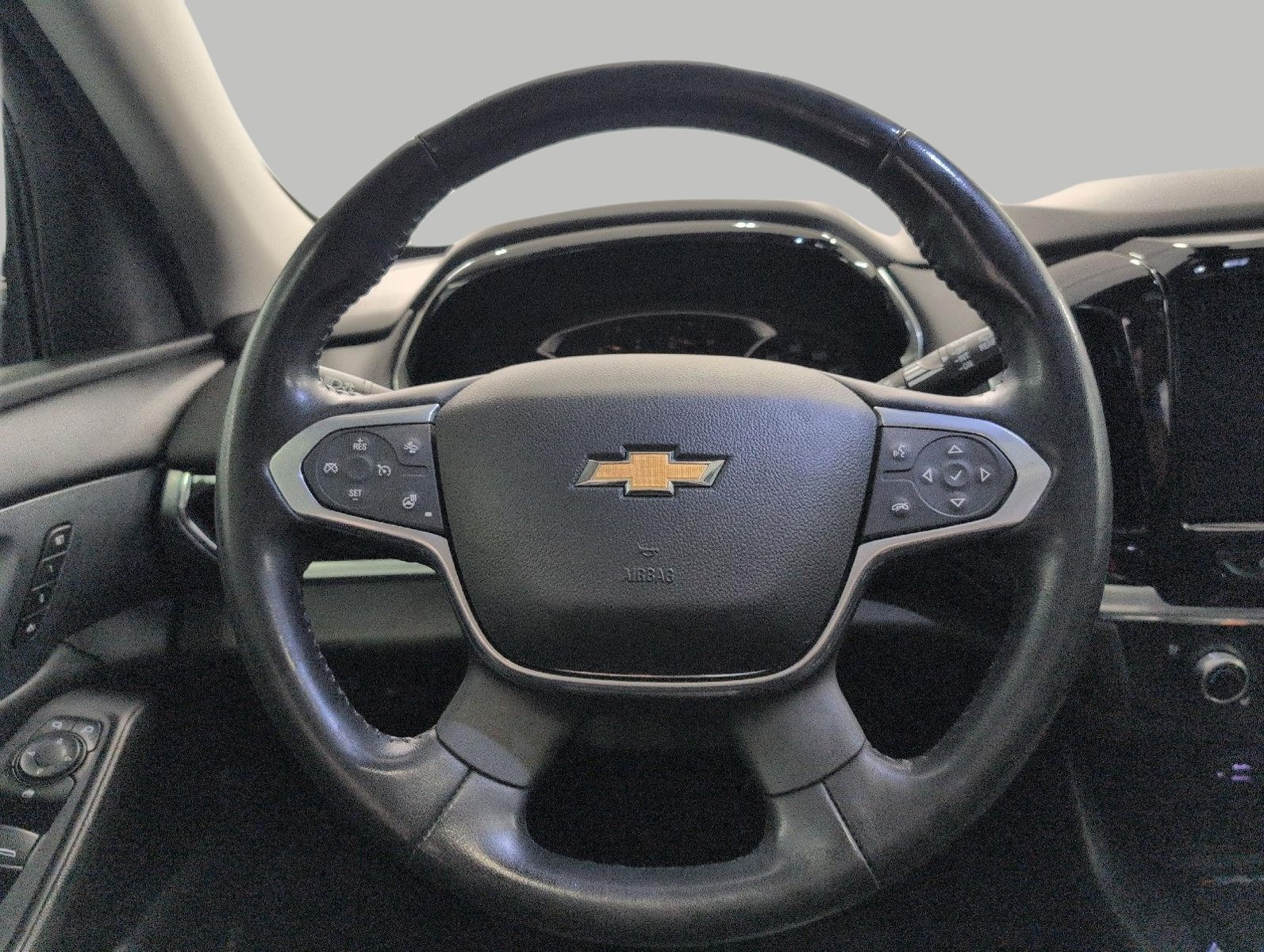 Used 2021 Chevrolet Traverse Premier w/ Redline Edition AWD/4WD image 7