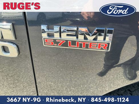 Used 2016 RAM 1500 Express AWD/4WD image 11