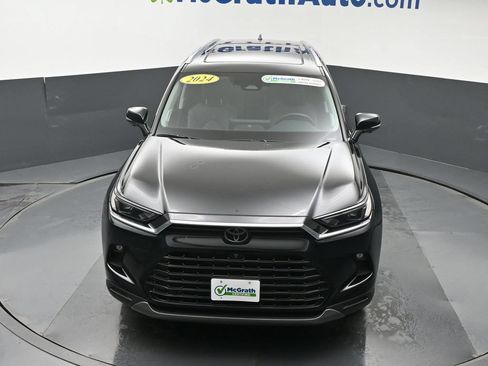 Used 2024 Toyota Grand Highlander AWD image 31