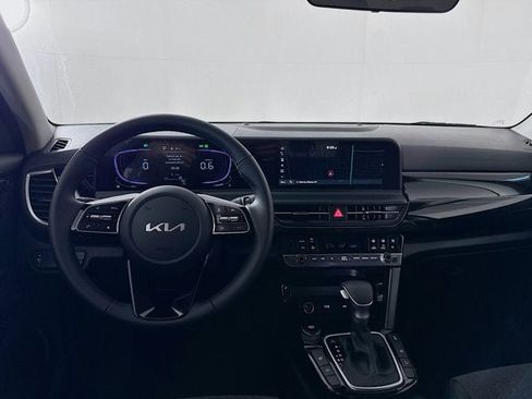 New 2026 Kia Seltos S image 22