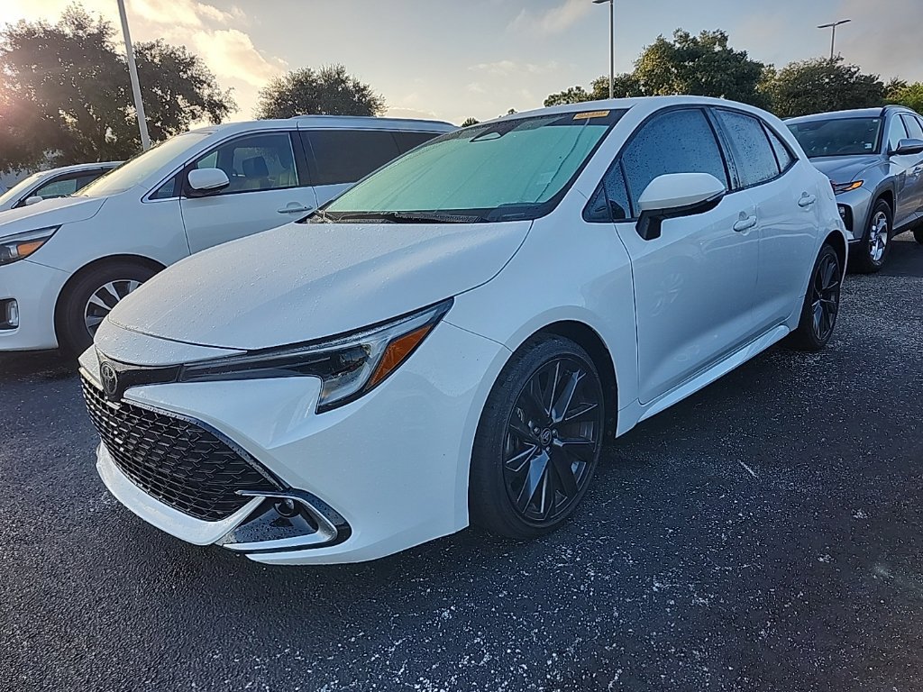Used 2023 Toyota Corolla XSE FWD image 8