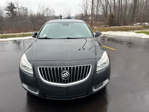 Used 2012 Buick Regal Premium image 2