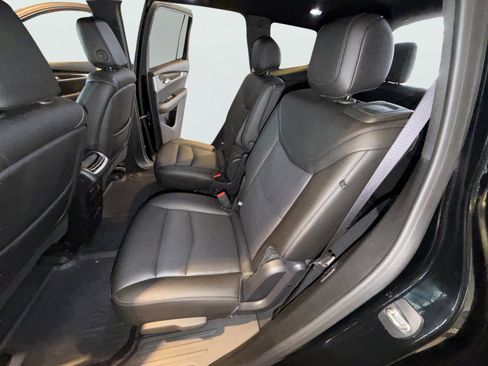 Used 2021 Cadillac XT6 Sport image 17