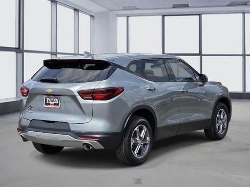 Used 2023 Chevrolet Blazer LT FWD image 6