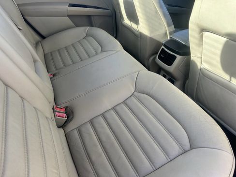 Used 2014 Ford Fusion SE w/ Equipment Group 202A image 5