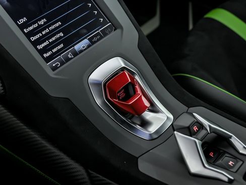 Used 2022 Lamborghini Huracan STO image 35