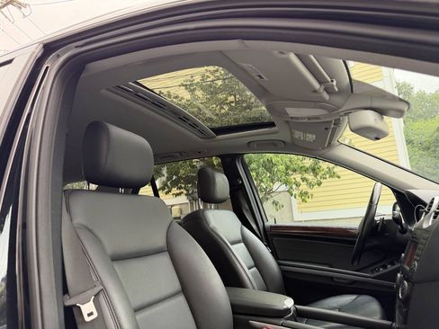 Used 2010 Mercedes-Benz ML 350 4MATIC image 35