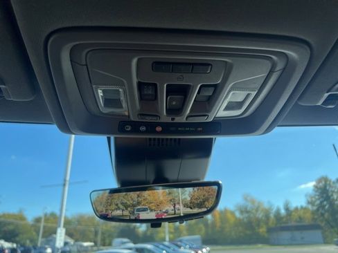 Used 2024 GMC Sierra 2500 Denali w/ Denali Reserve Package image 31