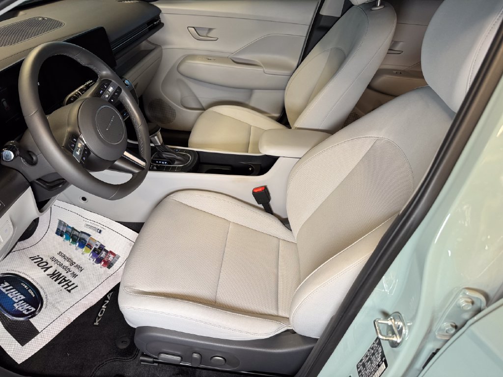 Used 2024 Hyundai Kona SEL FWD image 20
