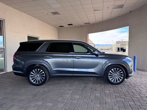 Used 2024 Hyundai Palisade Calligraphy AWD/4WD image 6