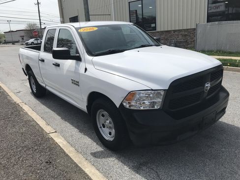 Used 2016 RAM 1500 ST image 4