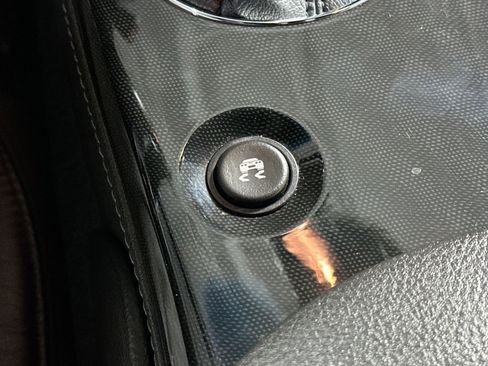 Used 2011 Chevrolet Corvette Coupe w/ Roof Package image 26