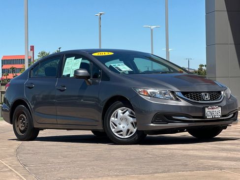 Used 2013 Honda Civic LX image 2