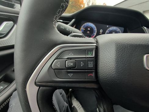 Certified 2025 Jeep Grand Cherokee Altitude image 19