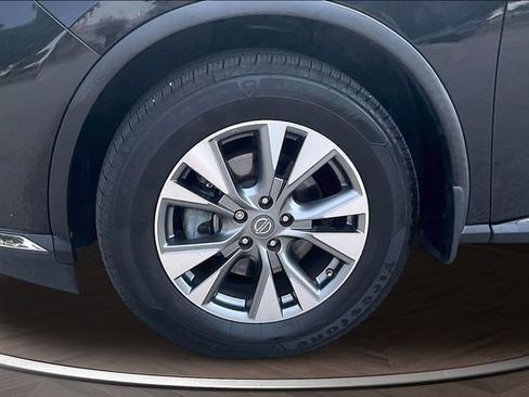 Used 2015 Nissan Murano SL w/ SL Technology Package FWD image 9