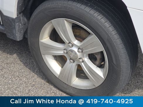 Used 2013 Jeep Patriot Latitude AWD/4WD image 18