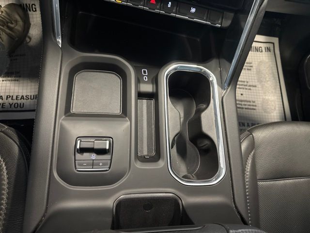 Used 2025 GMC Sierra 3500 Denali AWD/4WD image 29
