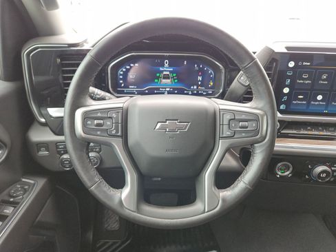 Certified 2022 Chevrolet Silverado 1500 RST w/ Z71 Off-Road Package AWD/4WD image 20