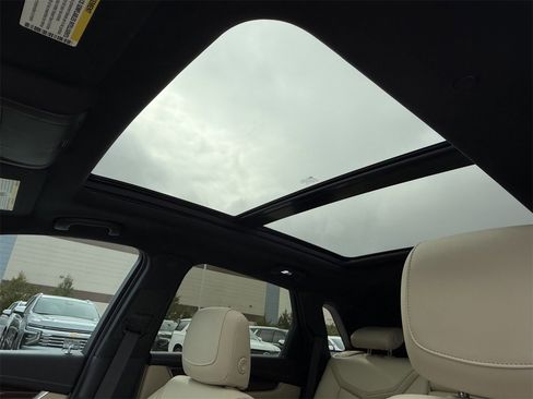 Used 2019 Cadillac XT5 Luxury image 26