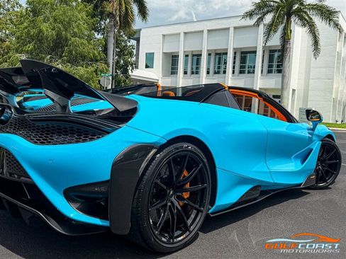Used 2022 McLaren 765LT RWD image 62