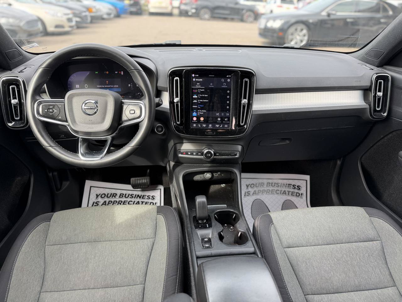 Used 2023 Volvo XC40 B5 Core AWD/4WD image 13