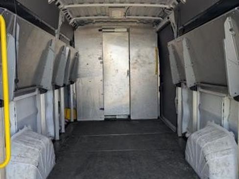 Used 2018 RAM ProMaster 2500 FWD image 8