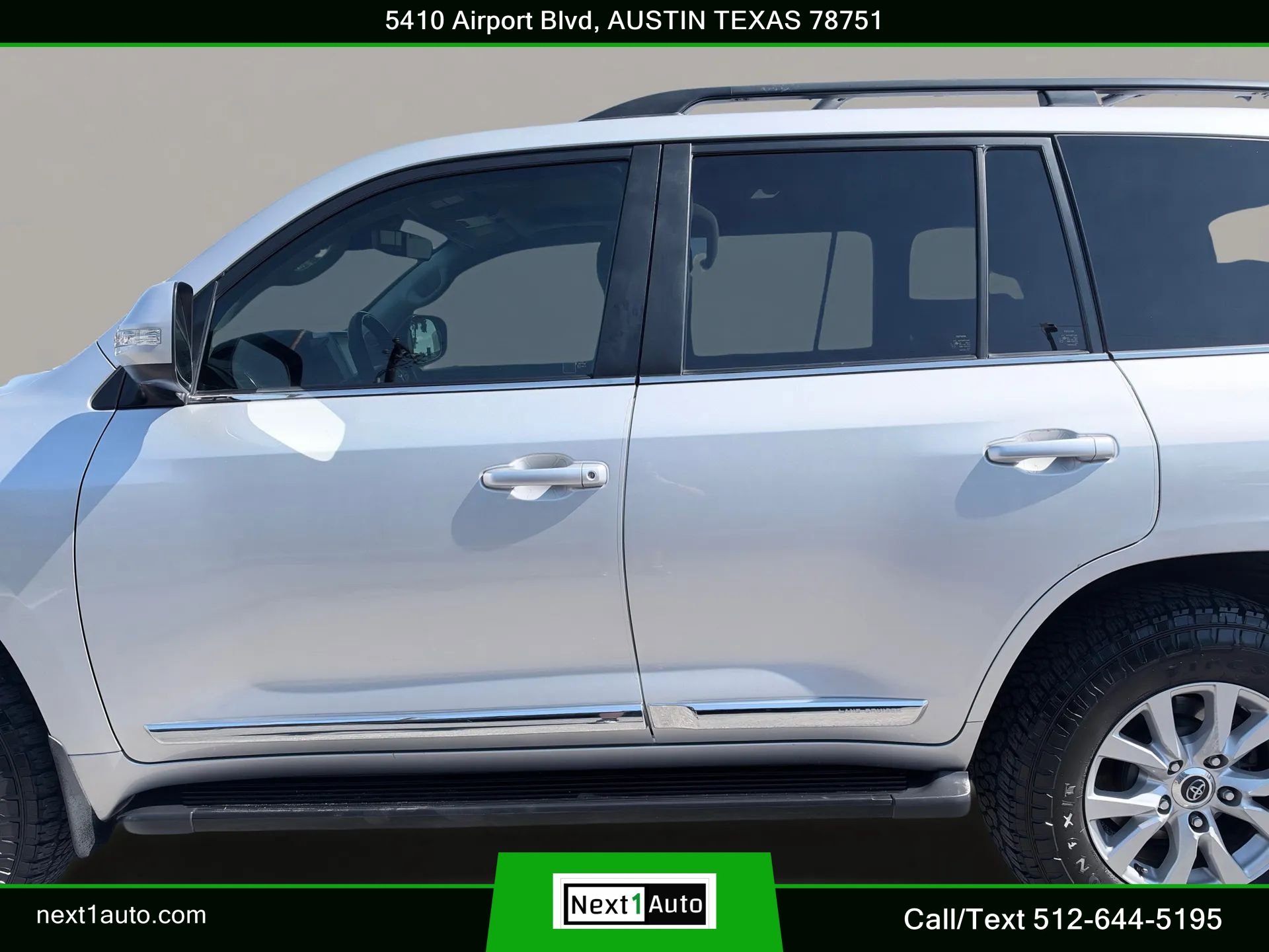 Used 2017 Toyota Land Cruiser AWD/4WD image 14