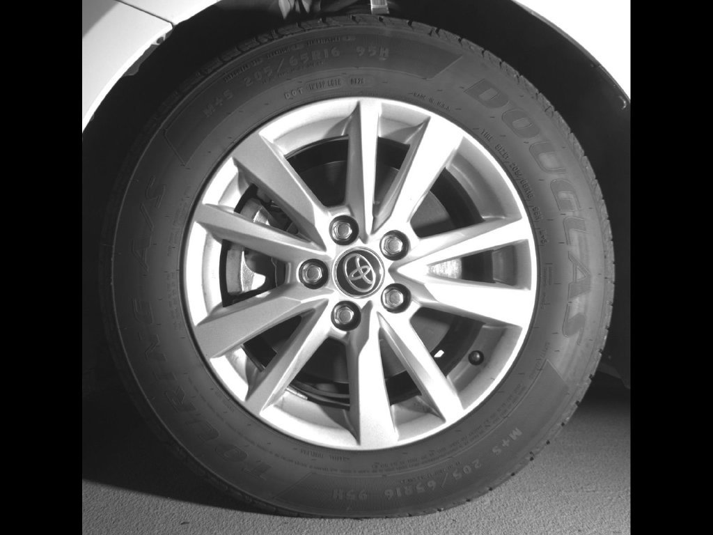 Used 2025 Toyota Camry LE FWD image 9