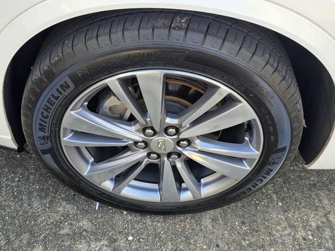 Used 2020 Cadillac XT6 Premium Luxury FWD image 60